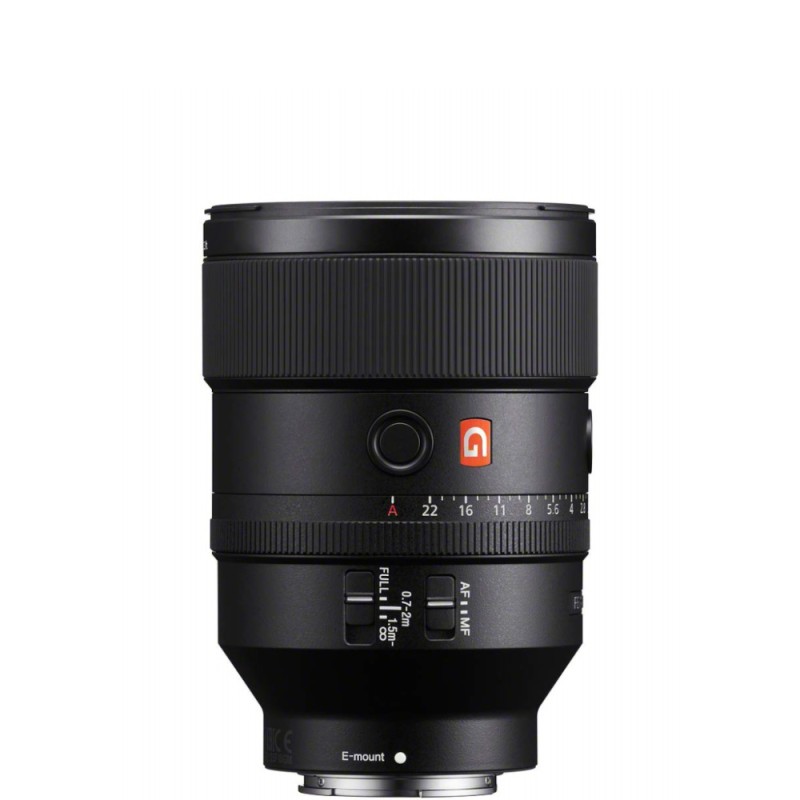 Sony FE 135mm f/1.8 GM