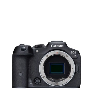 EOS R7