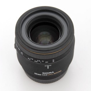 50 F/2.8 DG MACRO SONY A