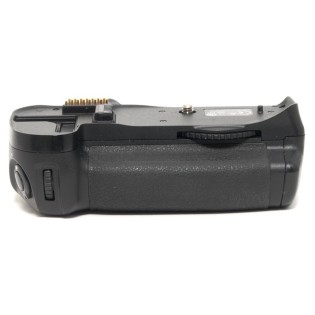 GRIP MB-D10 pour D700/300S