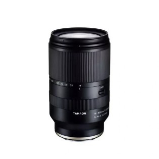 18-300 F3.5-6.3 DI III-A VXD