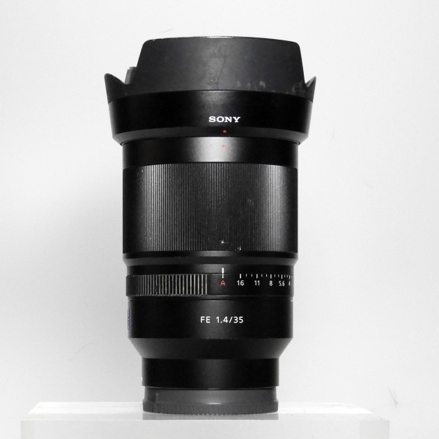 FE 35 F/1.4 ZEISS