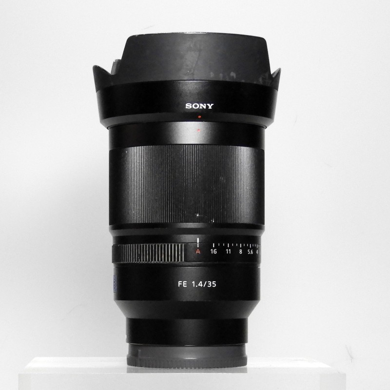 FE 35 F/1.4 ZEISS