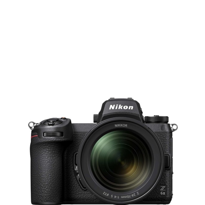 Z6 II + Z 24-70mm F4 S Z6 II + Z 24-70mm F4 S