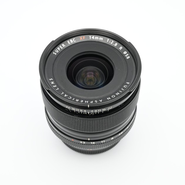 XF 14 F/2.8 R