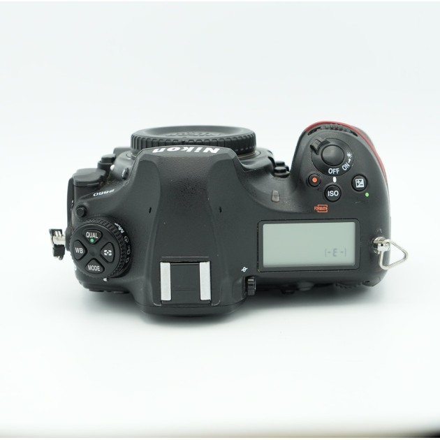 NIKON D850