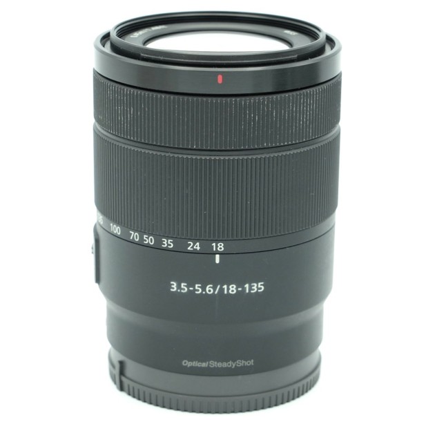 SONY E 18-135 F3.5-5.6 OSS
