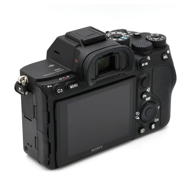SONY ALPHA 7RIV