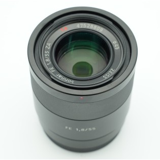SONY FE 55 F1.8