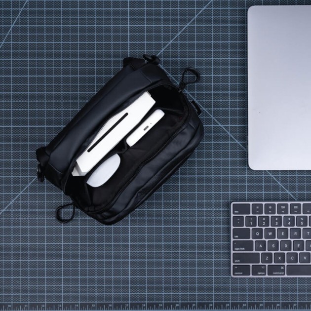 Tech Bag large bleu Wandrd pour objectif - Concept Store Photo