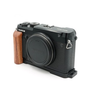 Fujifilm GFX 50 R + GRIP BOIS +3 BATT - Hybride occasion - Concept Store Photo