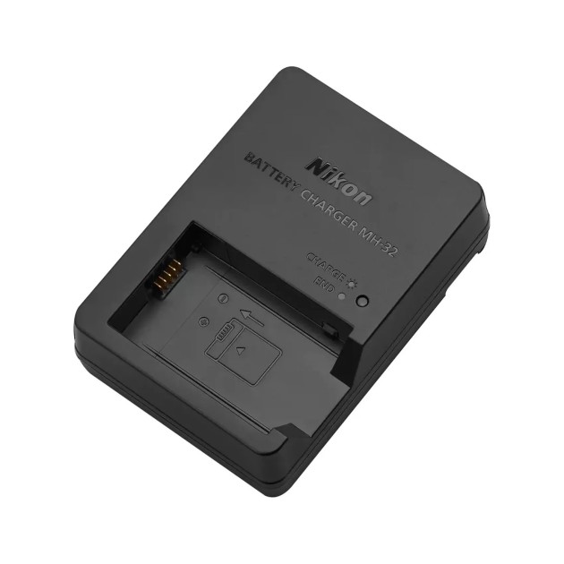 Nikon Chargeur MH-32 - Batterie, Grip & Alimentation - Concept Store Photo