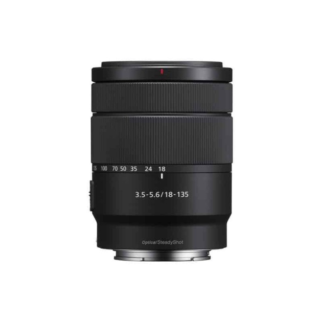 Sony E 18-135mm f/3.5-5.6 OSS | Objectif zoom APS-C stabilisé