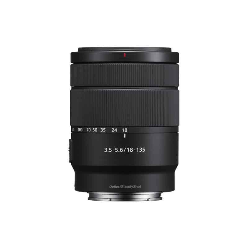 Sony E 18-135mm f/3.5-5.6 OSS | Objectif zoom APS-C stabilisé