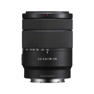 Sony E 18-135mm f/3.5-5.6 OSS | Objectif zoom APS-C stabilisé