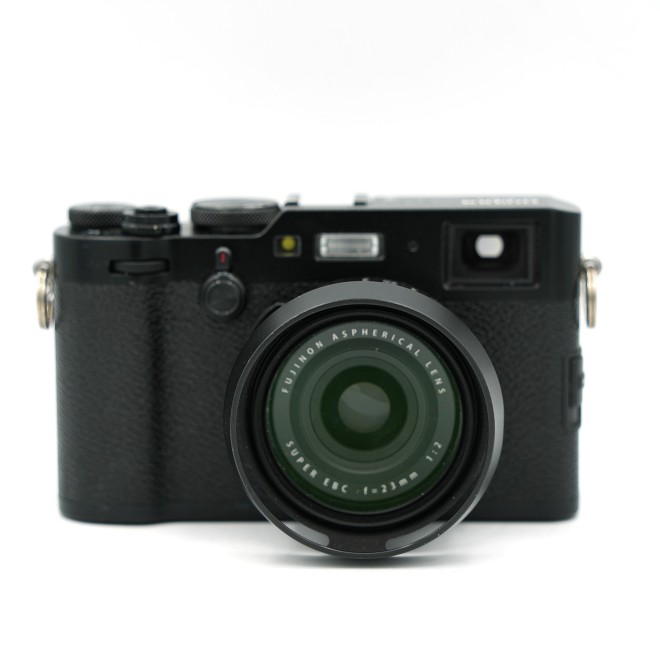 Fujifilm X100F +POIGNEE + HOUSSE - Compact et Bridge occasion - Concept Store Photo