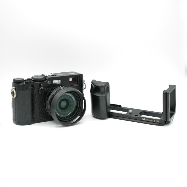Fujifilm X100F +POIGNEE + HOUSSE - Compact et Bridge occasion - Concept Store Photo
