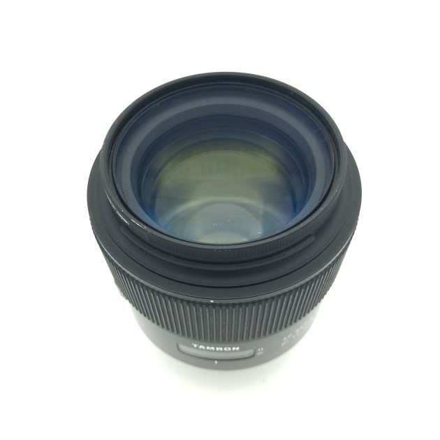 Tamron 85 F1.8 SP VC pour Nikon - Objectifs occasion - Concept Store Photo