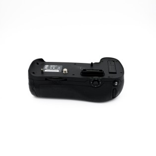 Nikon MB-D12 - Occasions - Concept Store Photo