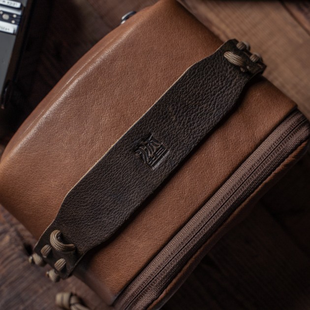 Pochette photo cuir Wotancraft Portable Pouch L Brown
