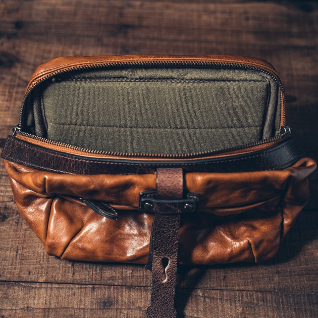 Sac photo bandoulière Wotancraft Mini Rider Brown Leather