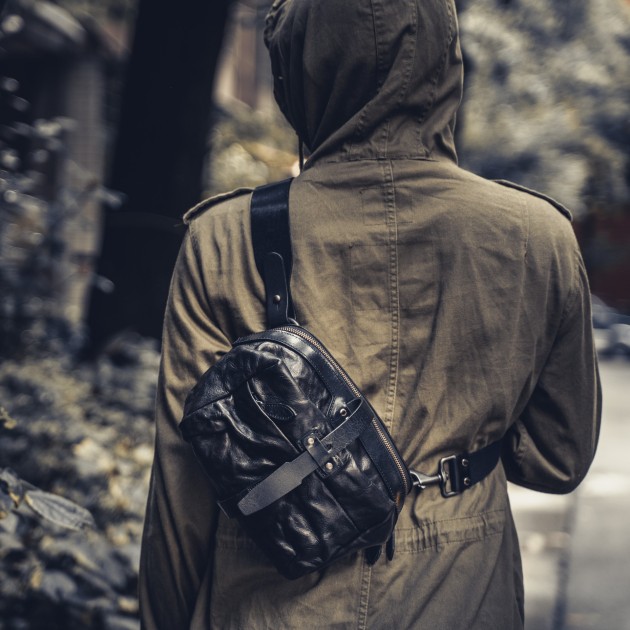 Sac photo bandoulière Wotancraft Mini Rider Black Leather