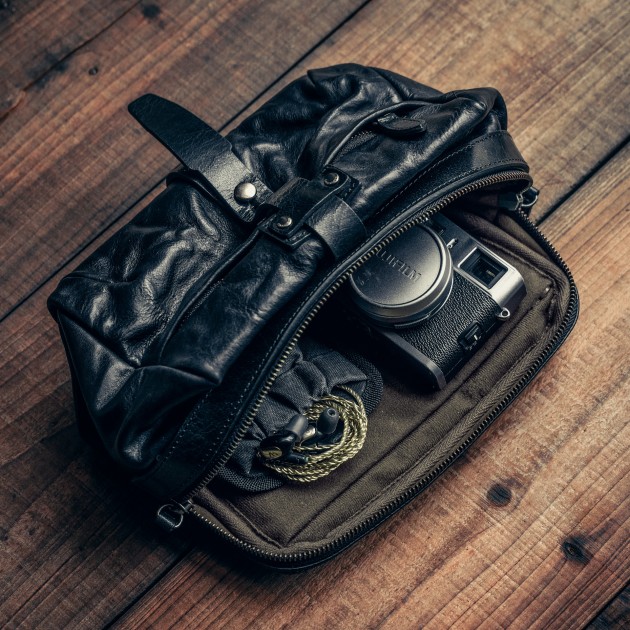 Sac photo bandoulière Wotancraft Mini Rider Black Leather