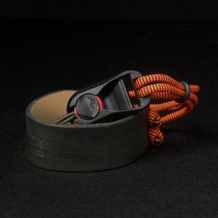 Dragonne photo cuir Wotancraft Parashooter Wrist Strap