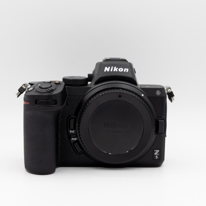 Nikon Z5 - Hybride occasion - Concept Store Photo