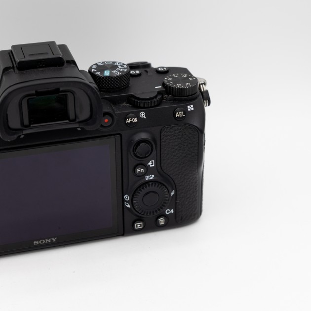 SONY ALPHA 7 III d'occasion | Concept Store Photo