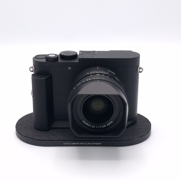 LEICA Q3 MONOCHROM d'occasion | Concept Store Photo