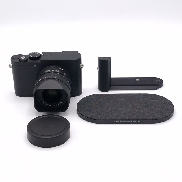 LEICA Q3 MONOCHROM d'occasion | Concept Store Photo