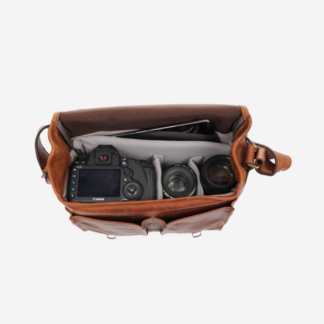 Ona Prince Street cuir Antique Cognac, sac photo messenger