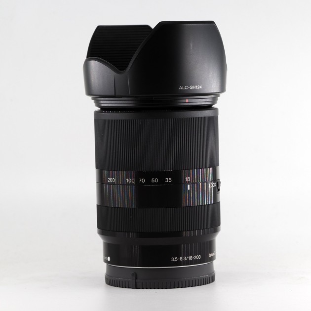 Sony E 18-200 F3.5-6.3 OS - Objectifs occasion - Concept Store Photo