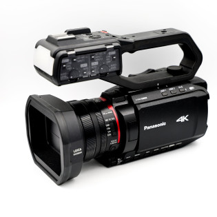 PANASONIC HC X2000 (CAMERA) d'occasion | Concept Store Photo