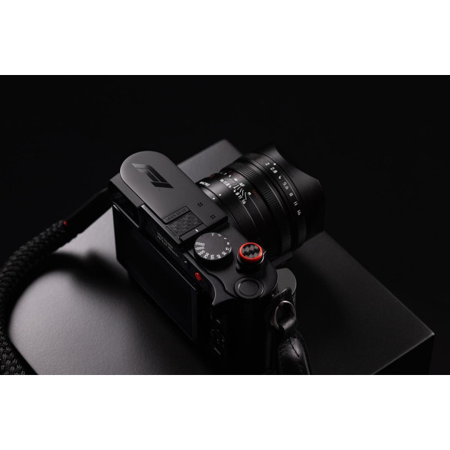 Leica Q3 43 Formula 1® Edition, compact plein format
