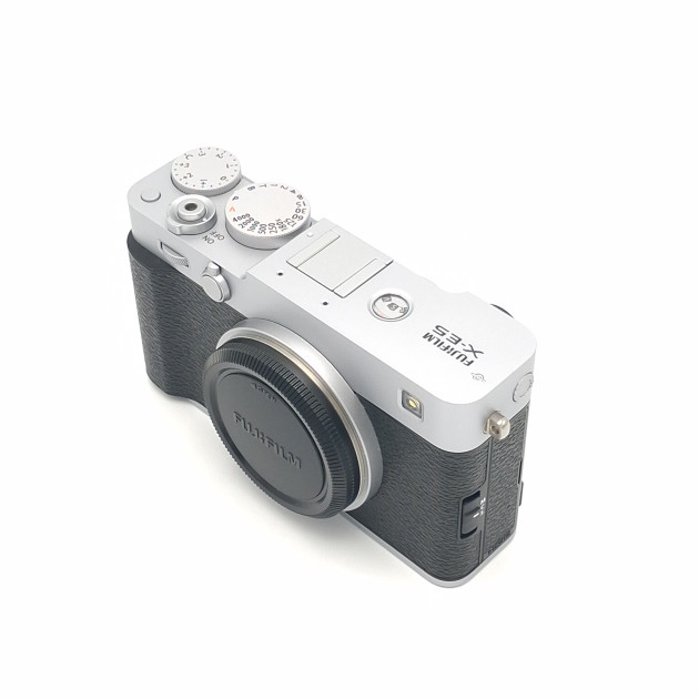 FUJIFILM X-E5 SILVER d'occasion | Concept Store Photo